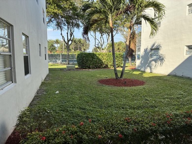 Beach Condo For Sale in Delray Beach, Florida