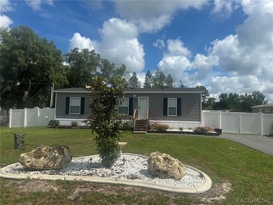 Beach Home For Sale in Homosassa, Florida
