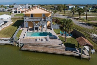 Beach Home For Sale in Rockport, Texas
