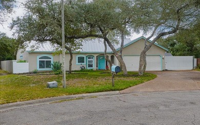 Beach Home For Sale in Rockport, Texas