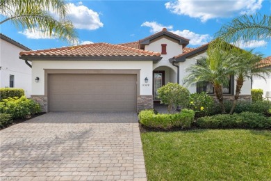 Beach Home For Sale in Fort Myers, Florida