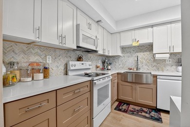 Beach Condo For Sale in West Palm Beach, Florida