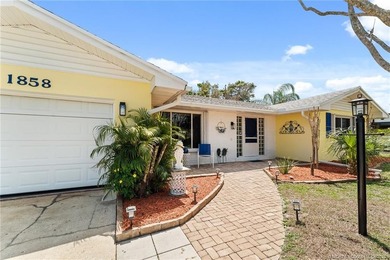 Beach Home For Sale in Stuart, Florida