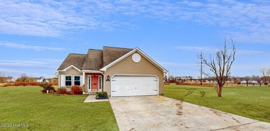 Beach Home For Sale in Moyock, North Carolina