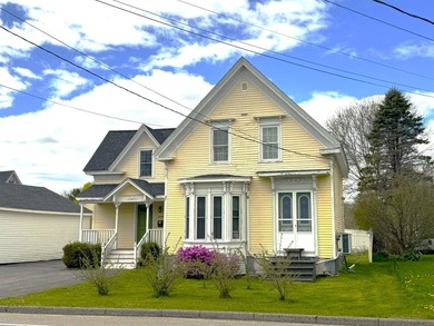 Beach Home For Sale in Rockland, Maine