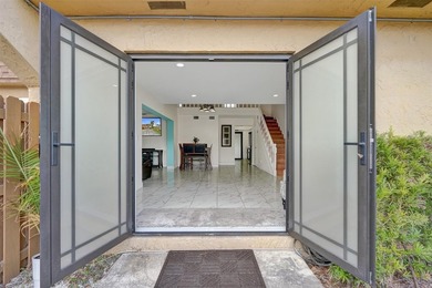 Beach Townhome/Townhouse For Sale in Sunrise, Florida