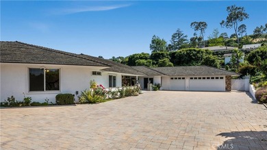 Beach Home For Sale in Rolling Hills, California
