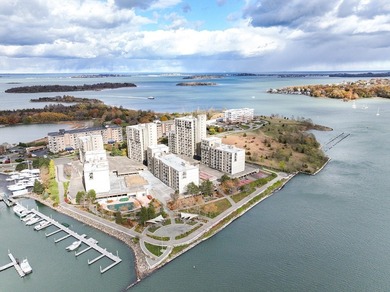 Beach Condo For Sale in Weymouth, Massachusetts