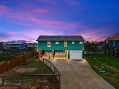 Beach Home For Sale in Rockport, Texas