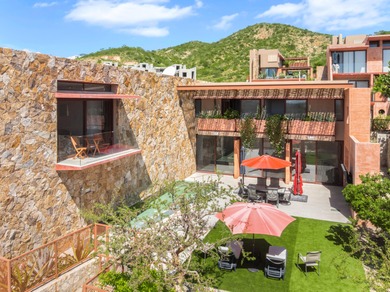 Beach Home For Sale in San Jose Corridor, 