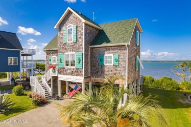 Beach Home For Sale in Harkers Island, North Carolina