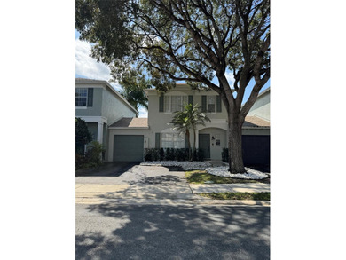 Beach Townhome/Townhouse For Sale in Tamarac, Florida