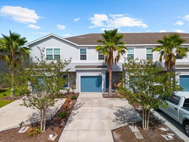 Beach Townhome/Townhouse For Sale in Sarasota, Florida