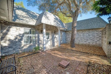 Beach Home For Sale in Rockport, Texas