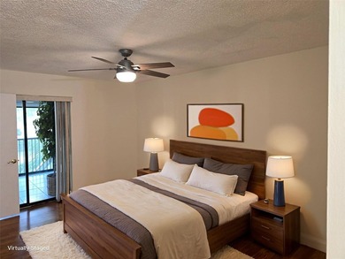 Beach Condo For Sale in Pompano Beach, Florida