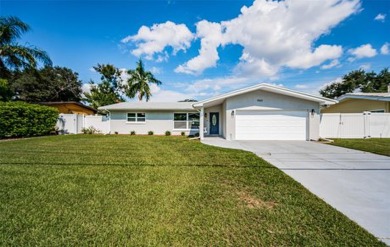 Beach Home Sale Pending in Largo, Florida