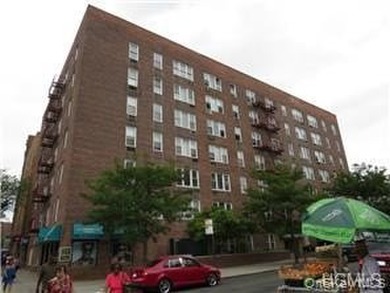 Beach Home For Sale in Bronx, New York