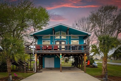 Beach Home For Sale in Palacios, Texas