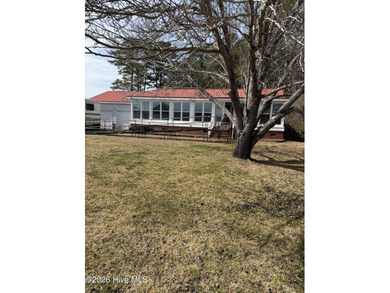 Beach Home Sale Pending in Beaufort, North Carolina