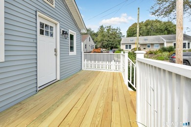 Beach Home Active Under Contract in Milford, Connecticut