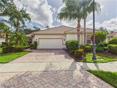 Beach Home For Sale in Fort Myers, Florida