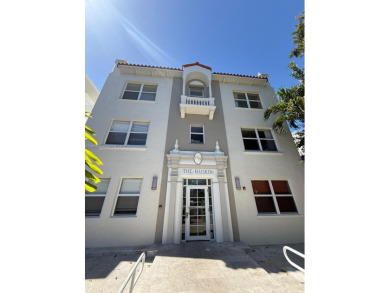 Beach Condo For Sale in Miami Beach, Florida