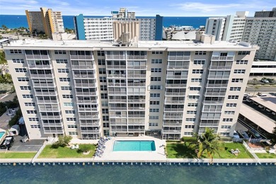 Beach Condo For Sale in Pompano Beach, Florida
