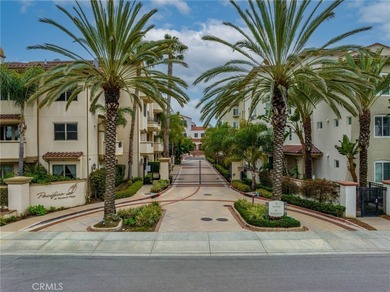 Beach Condo Sale Pending in Costa Mesa, California