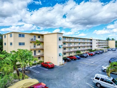 Beach Condo For Sale in Boynton Beach, Florida