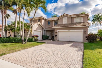 Beach Home For Sale in West Palm Beach, Florida