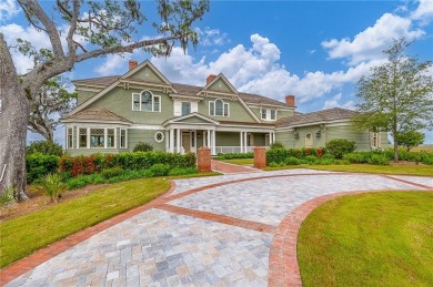 Beach Home For Sale in Saint Simons, Georgia