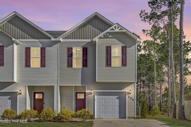 Beach Townhome/Townhouse Active Under Contract in Holly Ridge, North Carolina