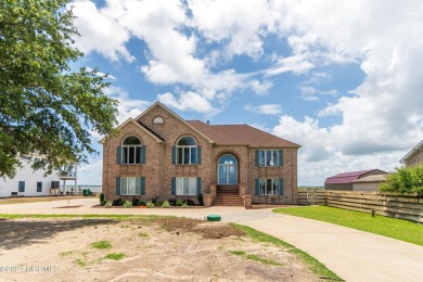 Beach Home For Sale in Currituck, North Carolina