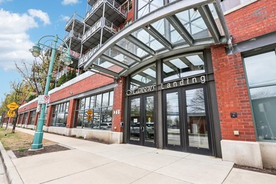 Beach Condo For Sale in Milwaukee, Wisconsin