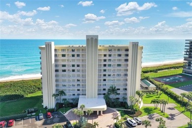 Beach Condo For Sale in Jensen Beach, Florida