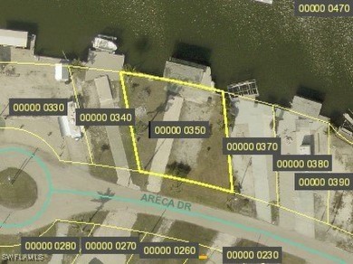 Beach Lot For Sale in St. James City, Florida