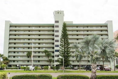 Beach Condo Sale Pending in Indian Shores, Florida