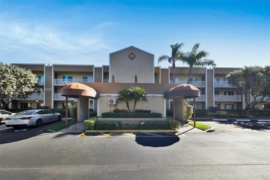 Beach Condo For Sale in Tamarac, Florida