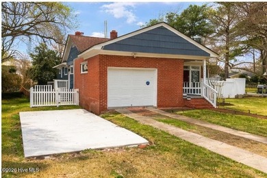 Beach Home For Sale in New Bern, North Carolina