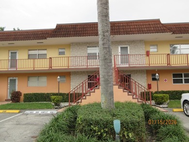 Beach Condo For Sale in West Palm Beach, Florida