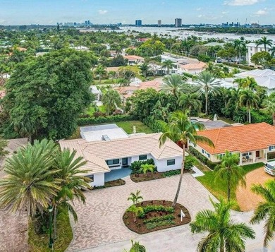 Beach Home For Sale in Palm Beach Shores, Florida