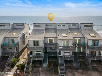 Beach Townhome/Townhouse For Sale in North Topsail Beach, North Carolina