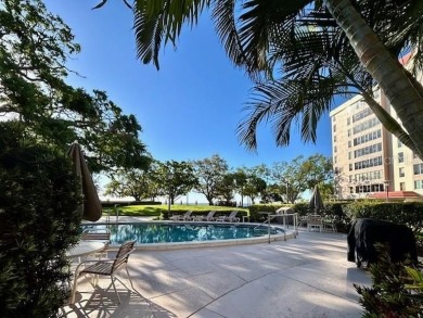 Beach Condo For Sale in Tampa, Florida