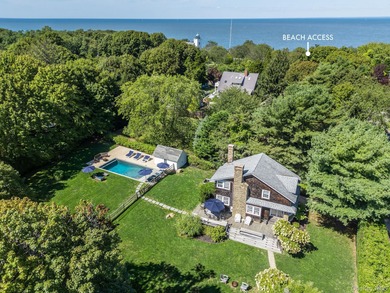 Beach Home For Sale in Southold, New York