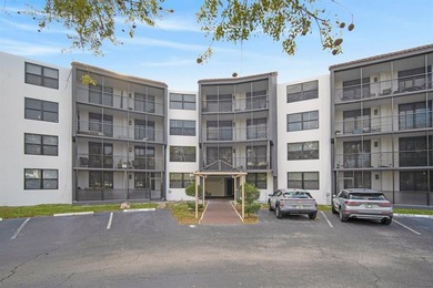 Beach Condo For Sale in Hollywood, Florida