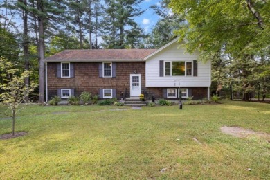 Beach Home For Sale in Cumberland, Maine