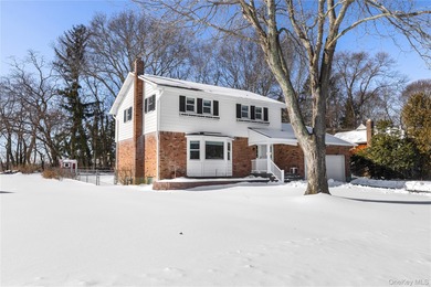 Beach Home For Sale in Jamesport, New York