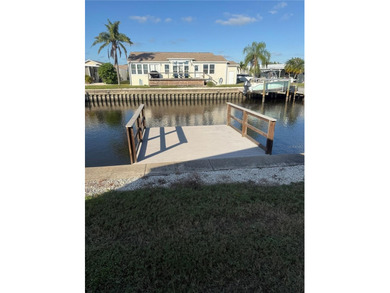 Beach Home For Sale in St. Petersburg, Florida