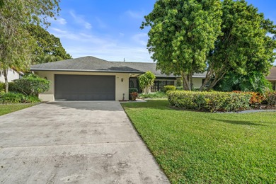 Beach Home For Sale in Royal Palm Beach, Florida
