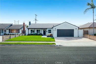 Beach Home For Sale in Huntington Beach, California